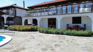 Фото номера Дом для отпуска Дома для отпуска Sunflowers Guest House г. Slaveykovo 41