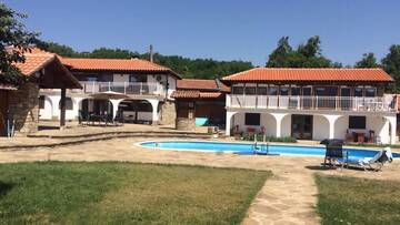 Фотографии Дома для отпуска Sunflowers Guest House г. Slaveykovo (Болгария) №3 Фото Дома для отпуска Sunflowers Guest House г. Slaveykovo 3